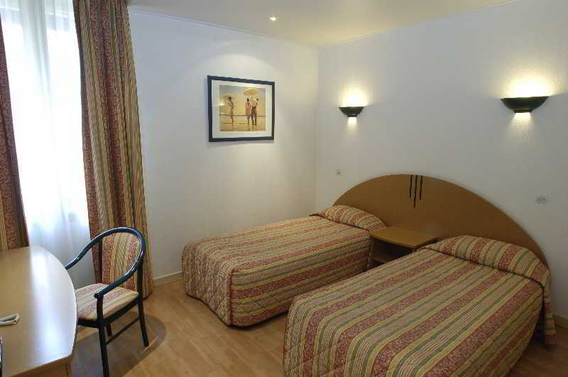 Logis De Bourgogne - Hotel 3*